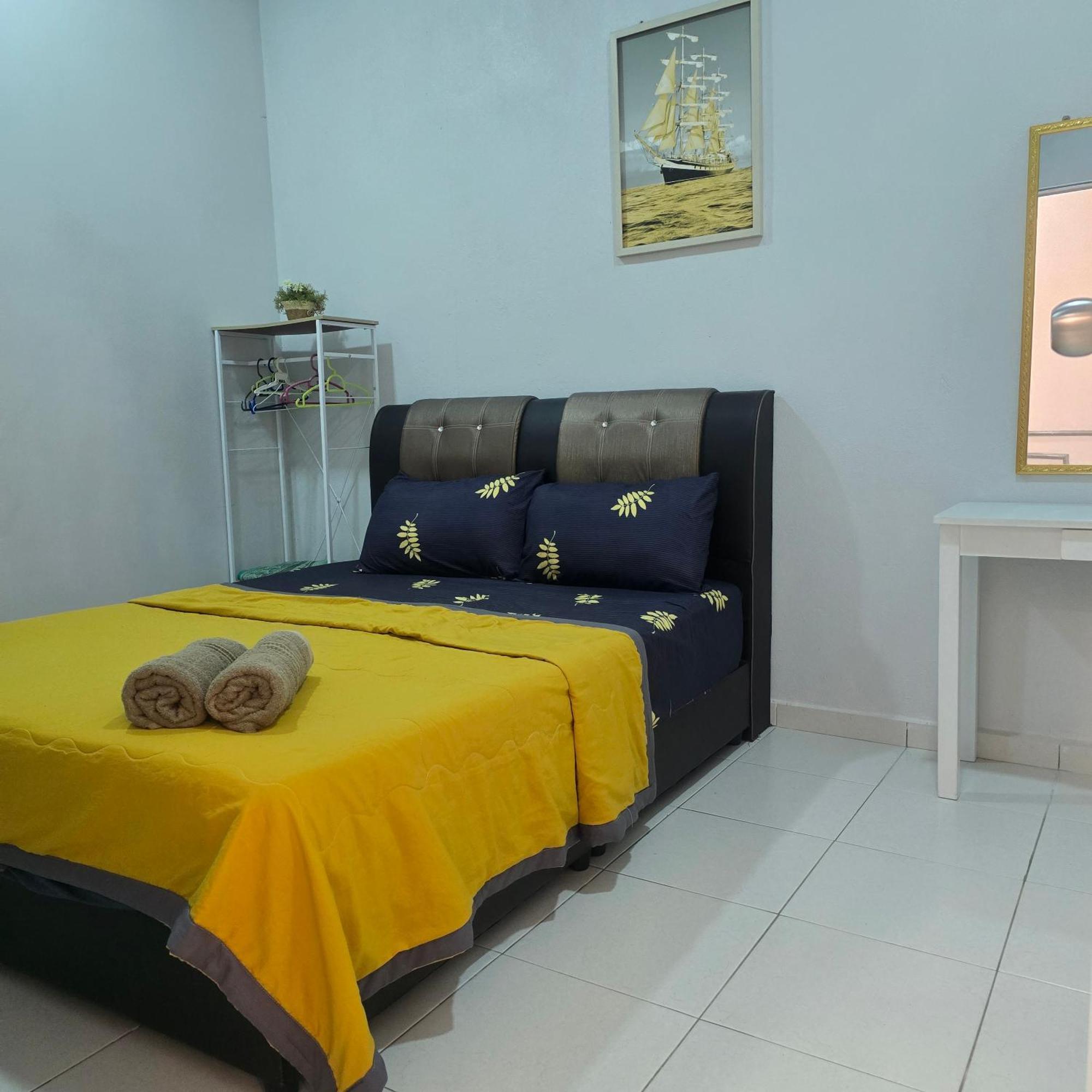Private Pool Cassa Dinies, Wifi , Bbq,10 Pax Villa Rantau Panjang Exterior foto